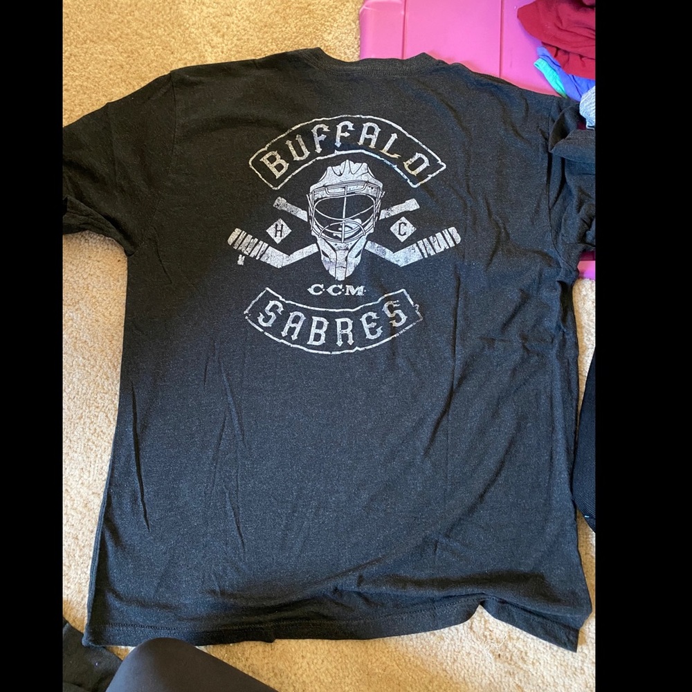 NHL BUFFALO SABERS HC LOGO T-SHIRT